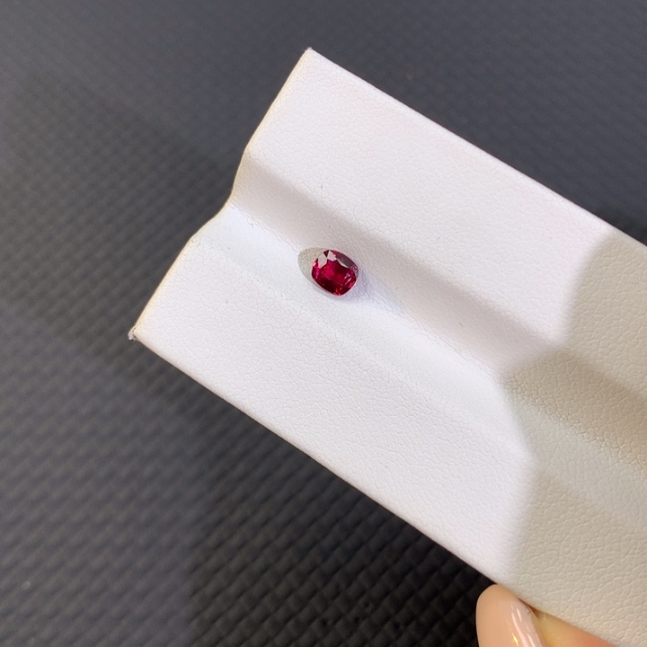 红宝石裸石未镶嵌0.52ct