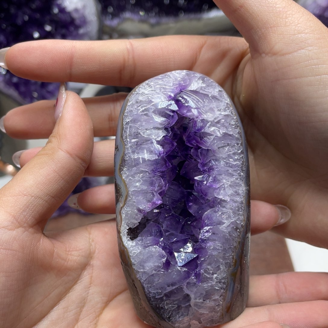 紫晶大型摆件（非配饰）未镶嵌