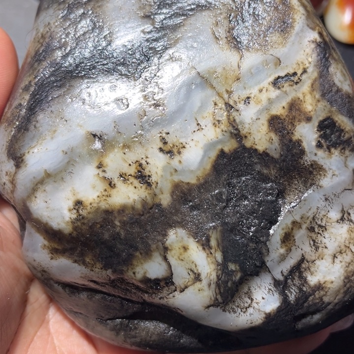 和田玉未镶嵌珠宝奇石