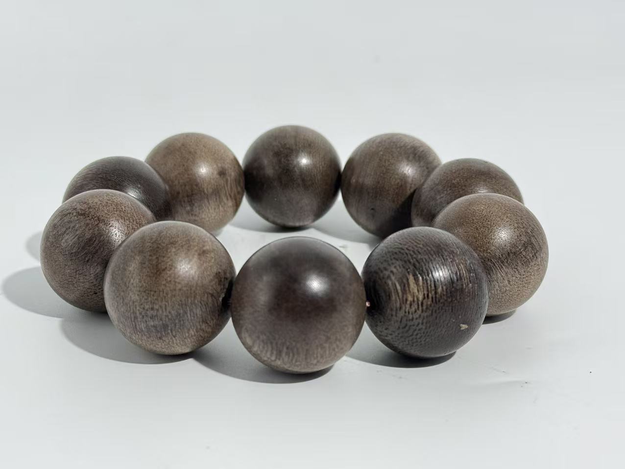 【福瑞文玩】树心油蓝宝沉香木作手串25mm-Z334