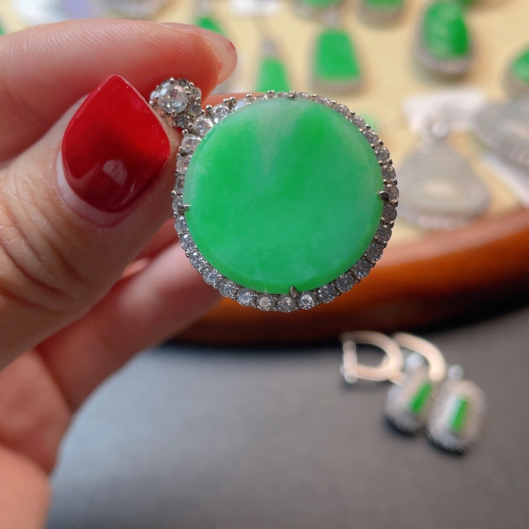 翡翠吊坠(不含链)银S925镶嵌