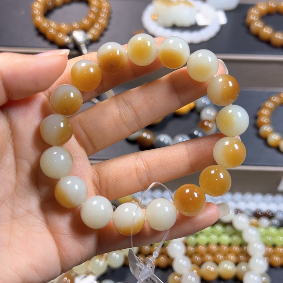 和田玉手链未镶嵌阿*