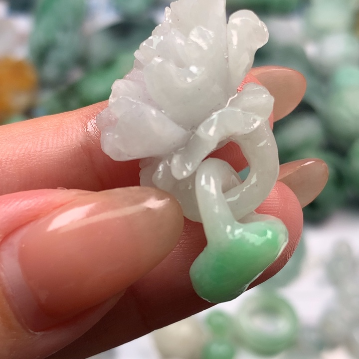 定制翡翠未镶嵌翡翠