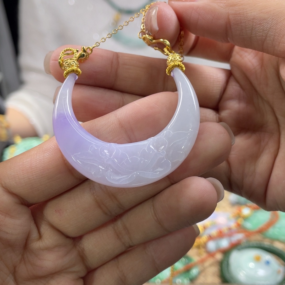 翡翠颈饰未镶嵌代编织