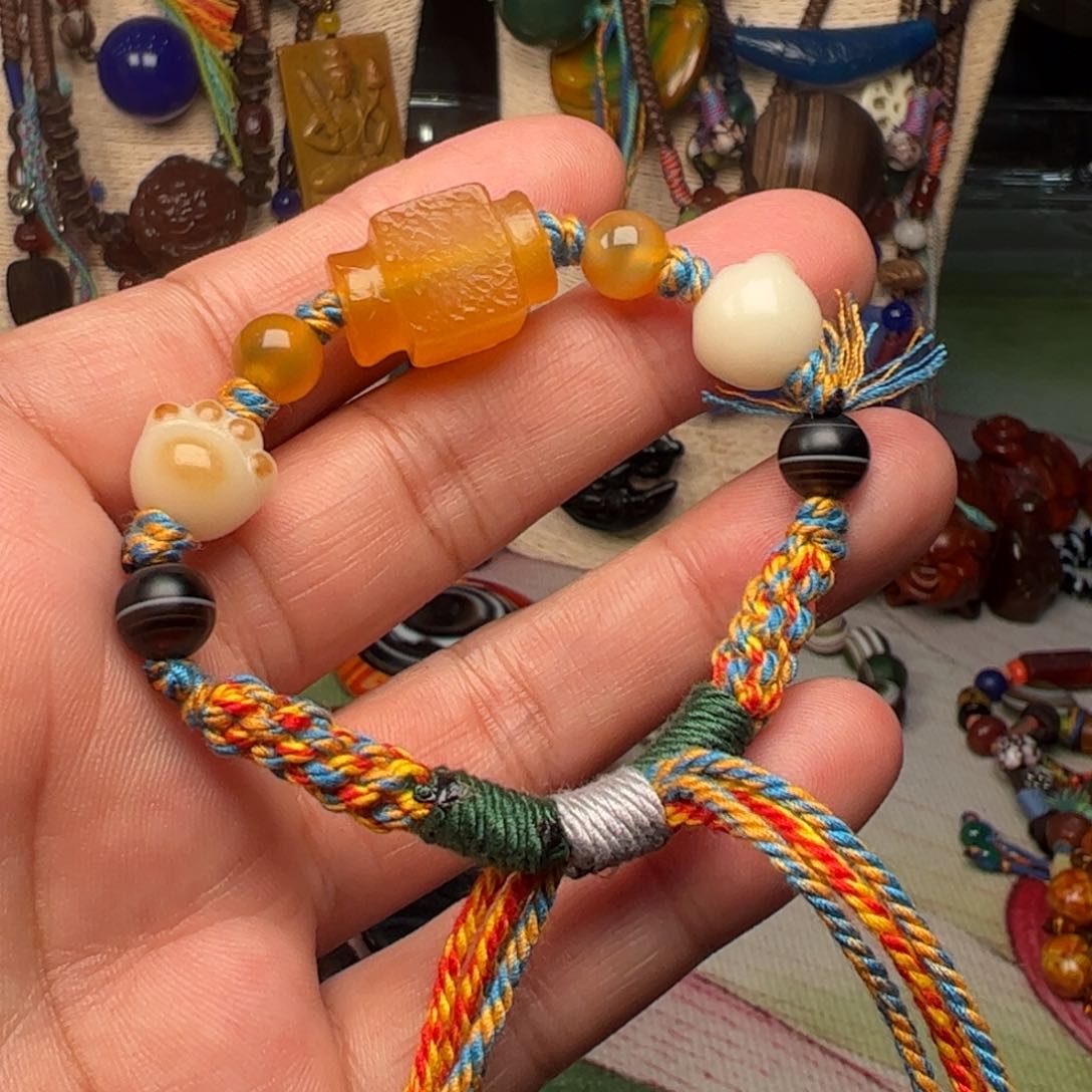 玛瑙/玉髓颈饰未镶嵌