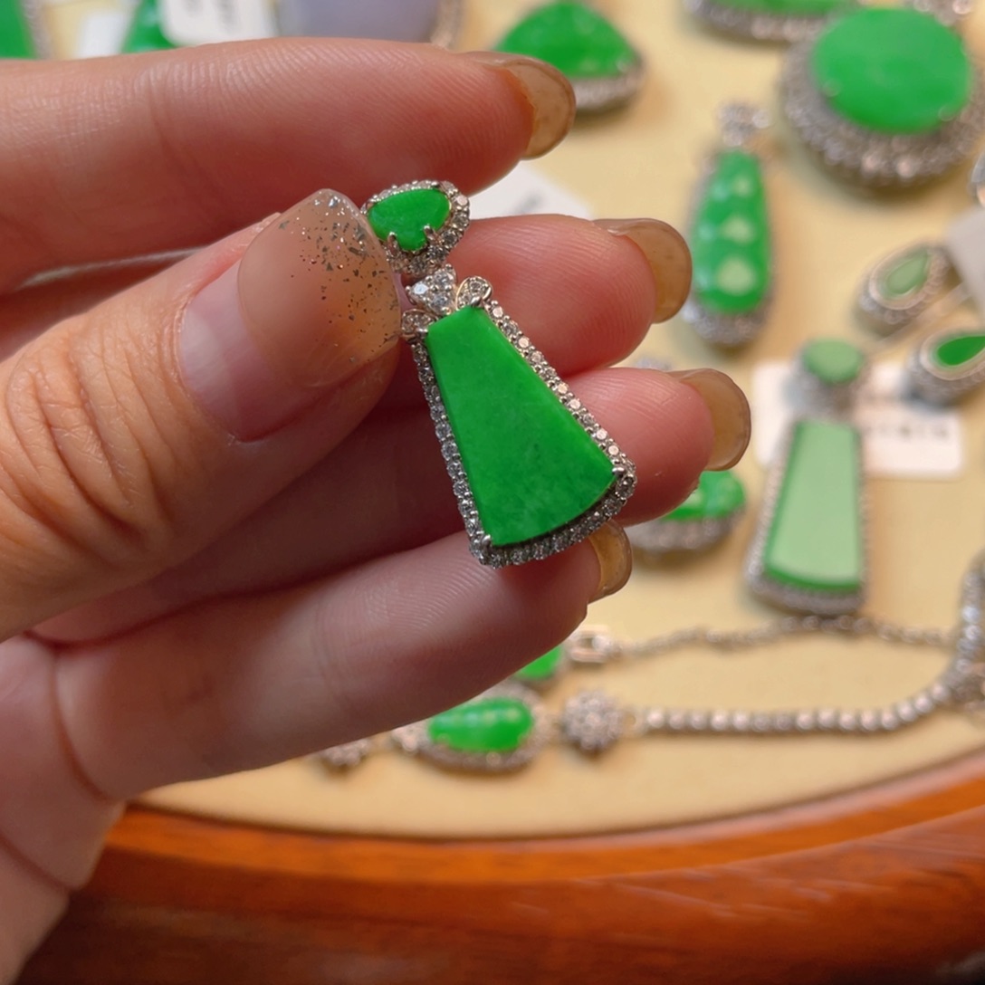 翡翠吊坠(不含链)银S925镶嵌