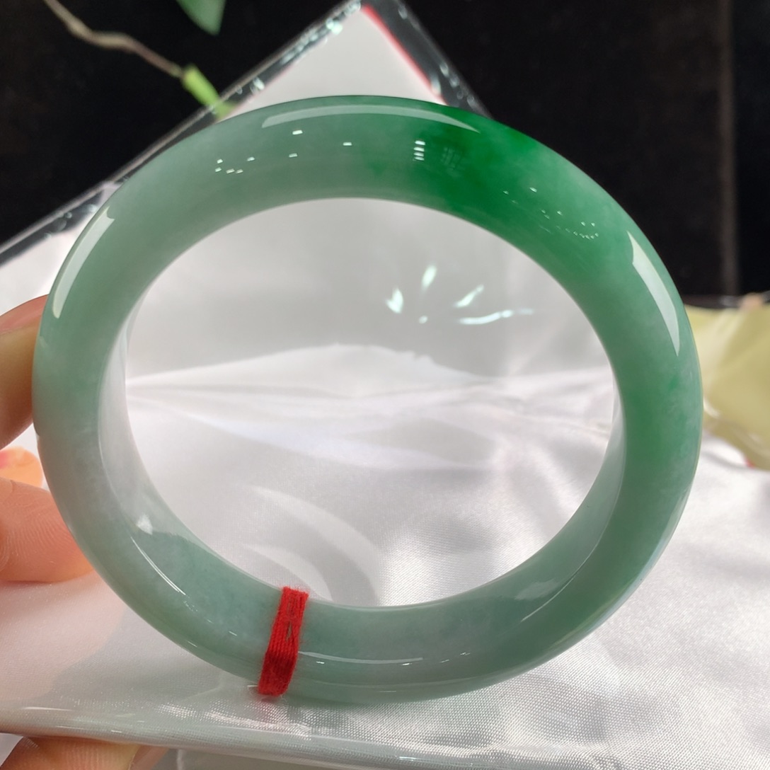 翡翠手镯未镶嵌111-0002