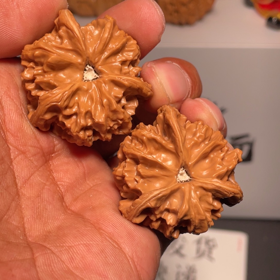 文玩核桃吊坠文玩核桃