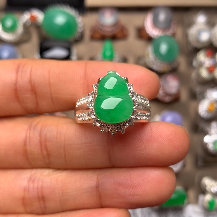 翡翠合金戒指翡翠糯化冰绿葫芦