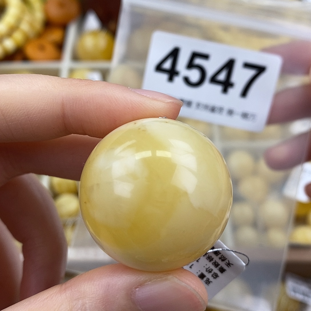 蜜蜡未镶嵌珠宝奇石30.5