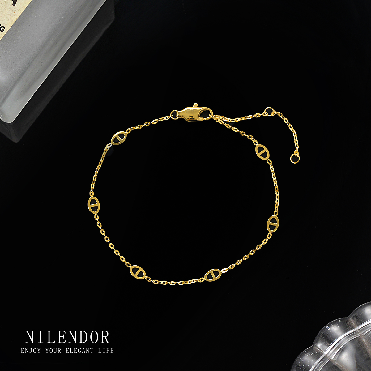 钛钢手链 SL-229时尚精致通勤猪鼻子小众百搭手链