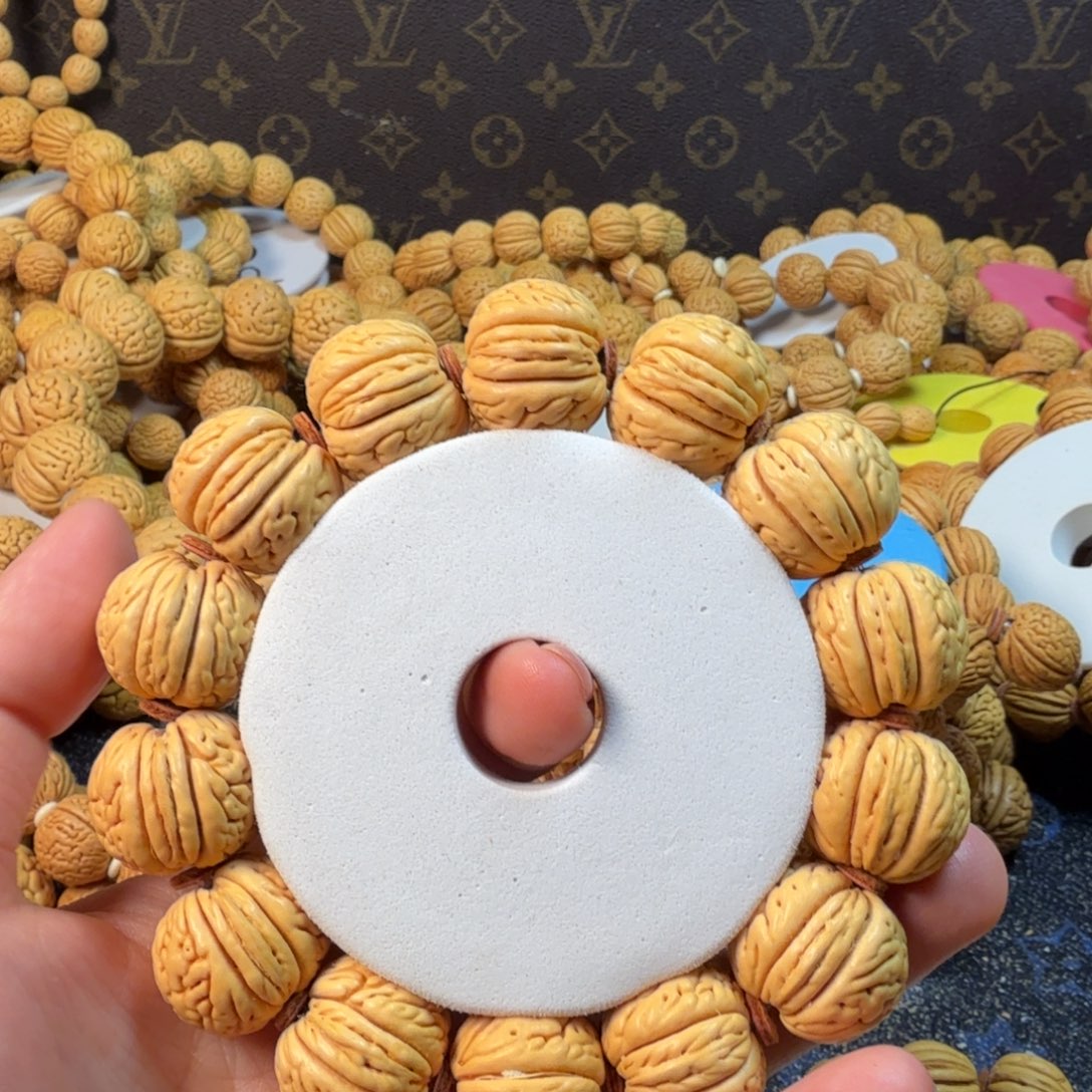 吊坠桃核老树苹果