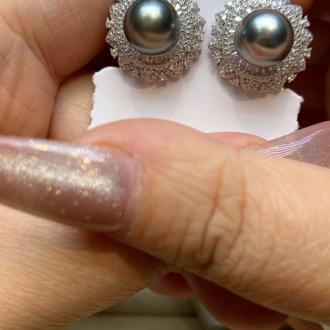 银S925镶嵌耳饰海水珍珠