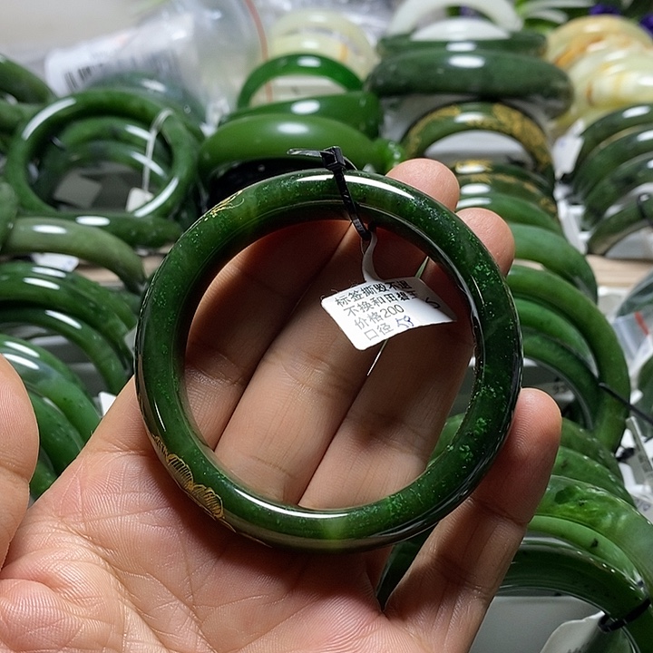 和田玉（碧玉）手镯未镶嵌正圈辣绿58描金手镯