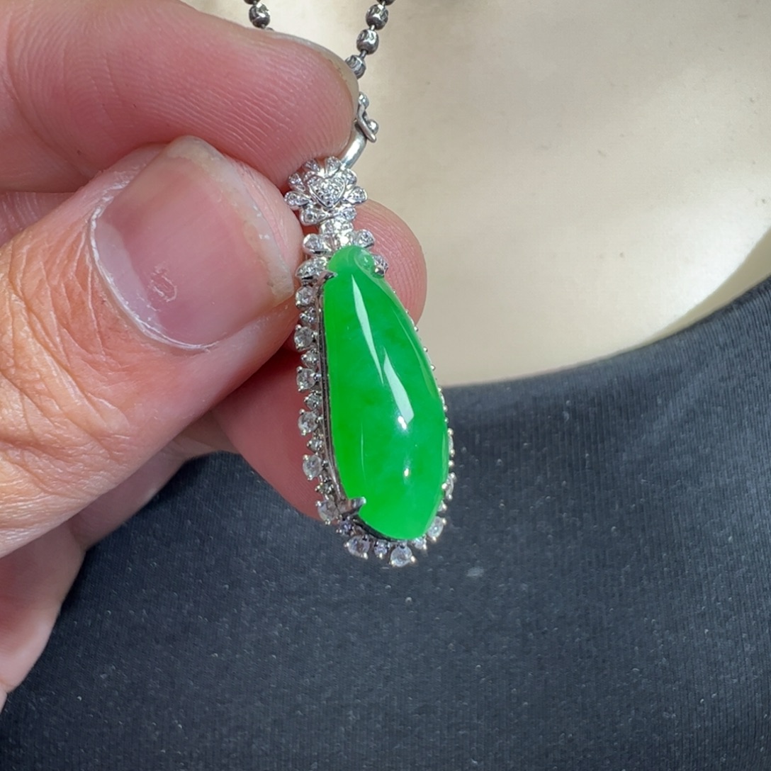 翡翠18K金镶嵌吊坠(不含链)