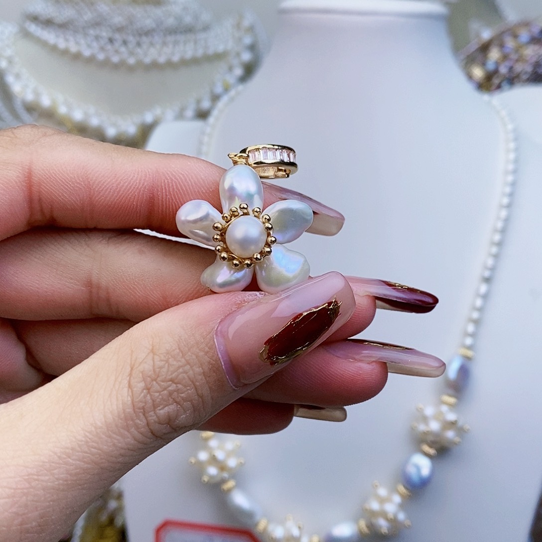 淡水珍珠颈饰未镶嵌