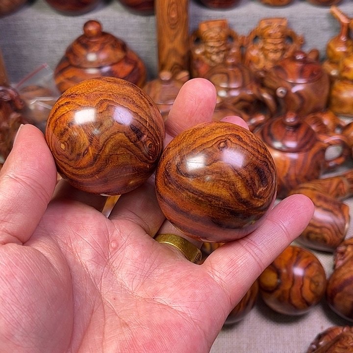 黄花梨/降香黄檀康**易海南黄花梨油梨工艺品