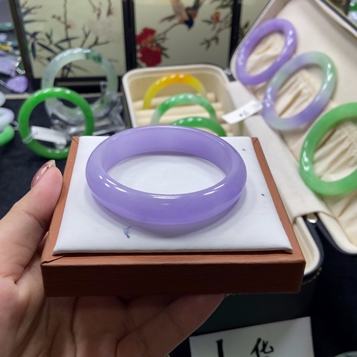 喵****非金属54/54手镯圈口