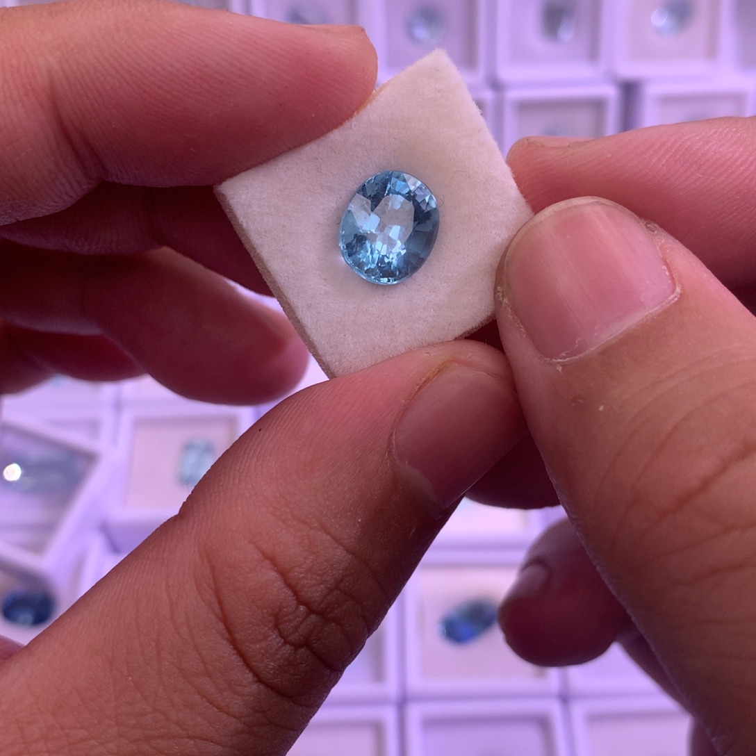 海蓝宝石裸石未镶嵌3.45