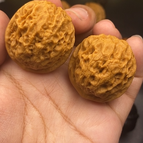 文玩核桃把件41尺铁绣球