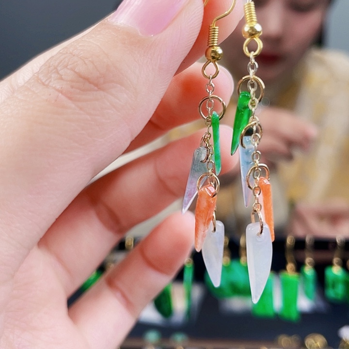 翡翠耳饰未镶嵌饰品