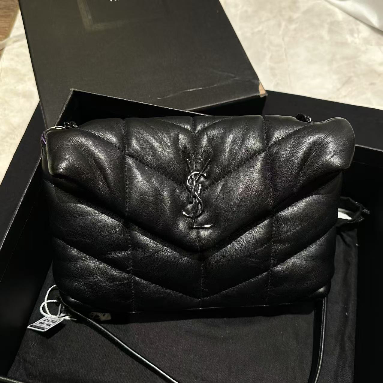 95新 YSL/圣罗兰 泡泡专属/圣罗兰云朵信封斜挎包/98新包展