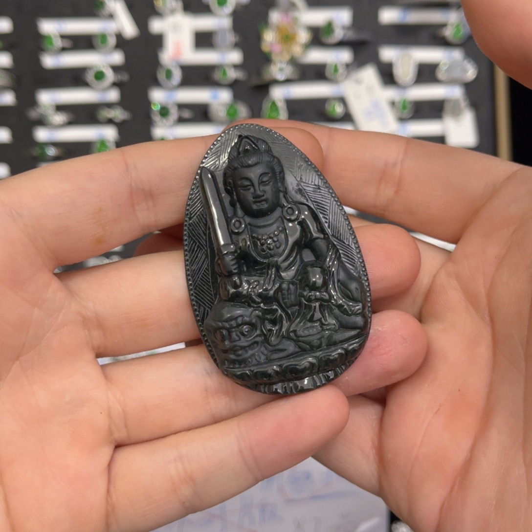 翡翠戒指未镶嵌翡翠观音