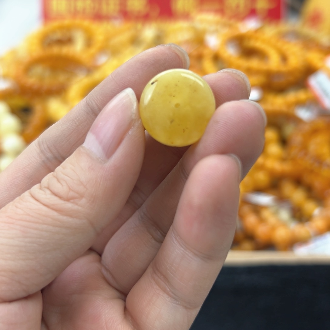 琥珀珠宝奇石未镶嵌