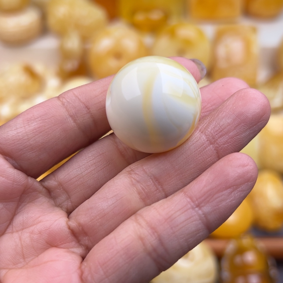 琥珀颈饰未镶嵌纯天然琥珀蜜蜡无优化