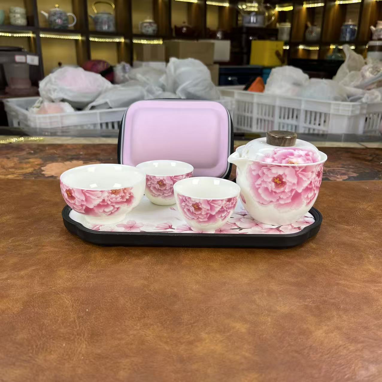 白瓷粉色牡丹旅行套装+长方粉色花朵盘精美便携1866