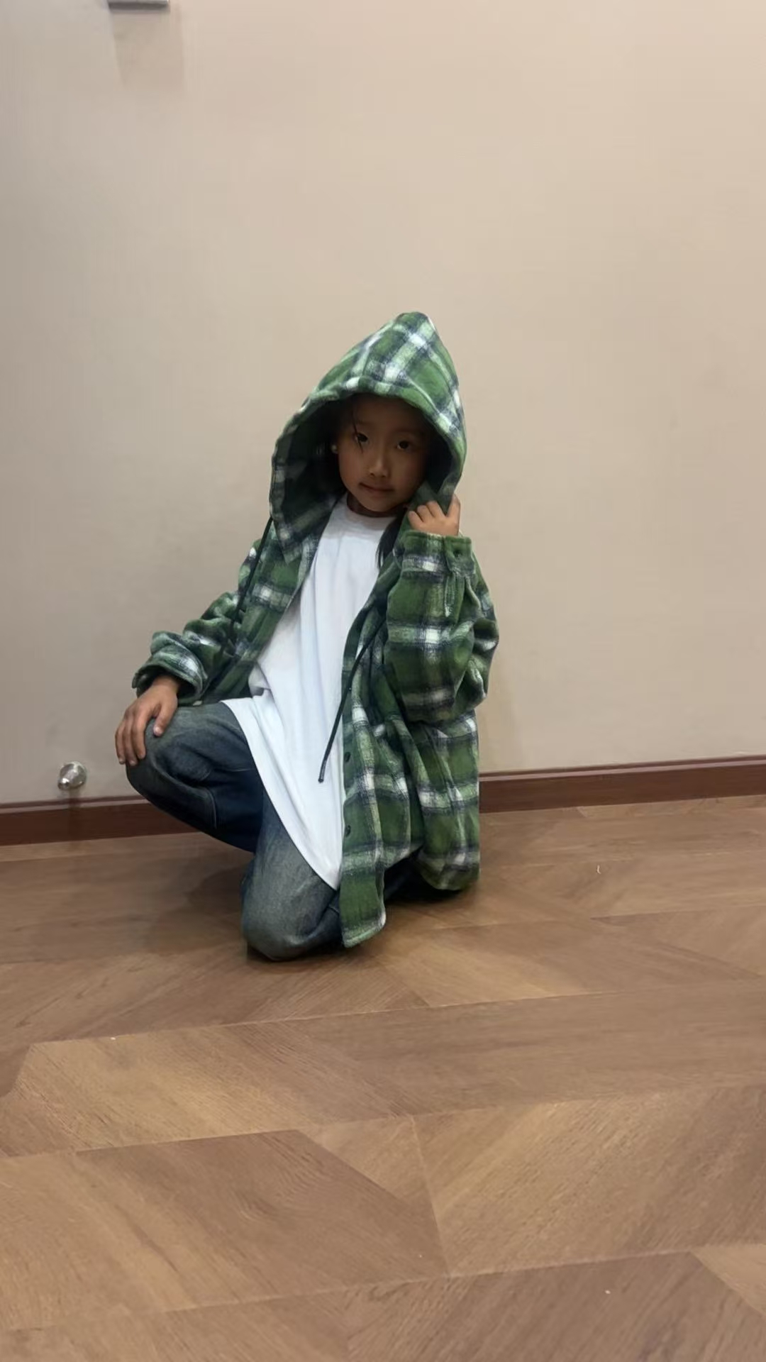 慵懒秋季连帽长款中长款格子衬衫防晒服绿色加绒韩版恐龙时尚