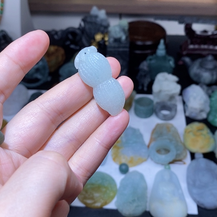 定制翡翠未镶嵌翡翠