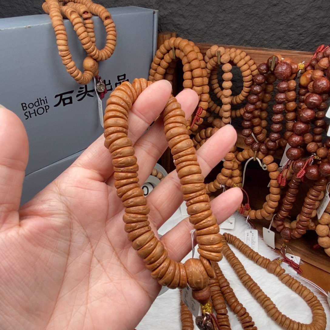 手串凤眼菩提琢玉14.5尺60颗