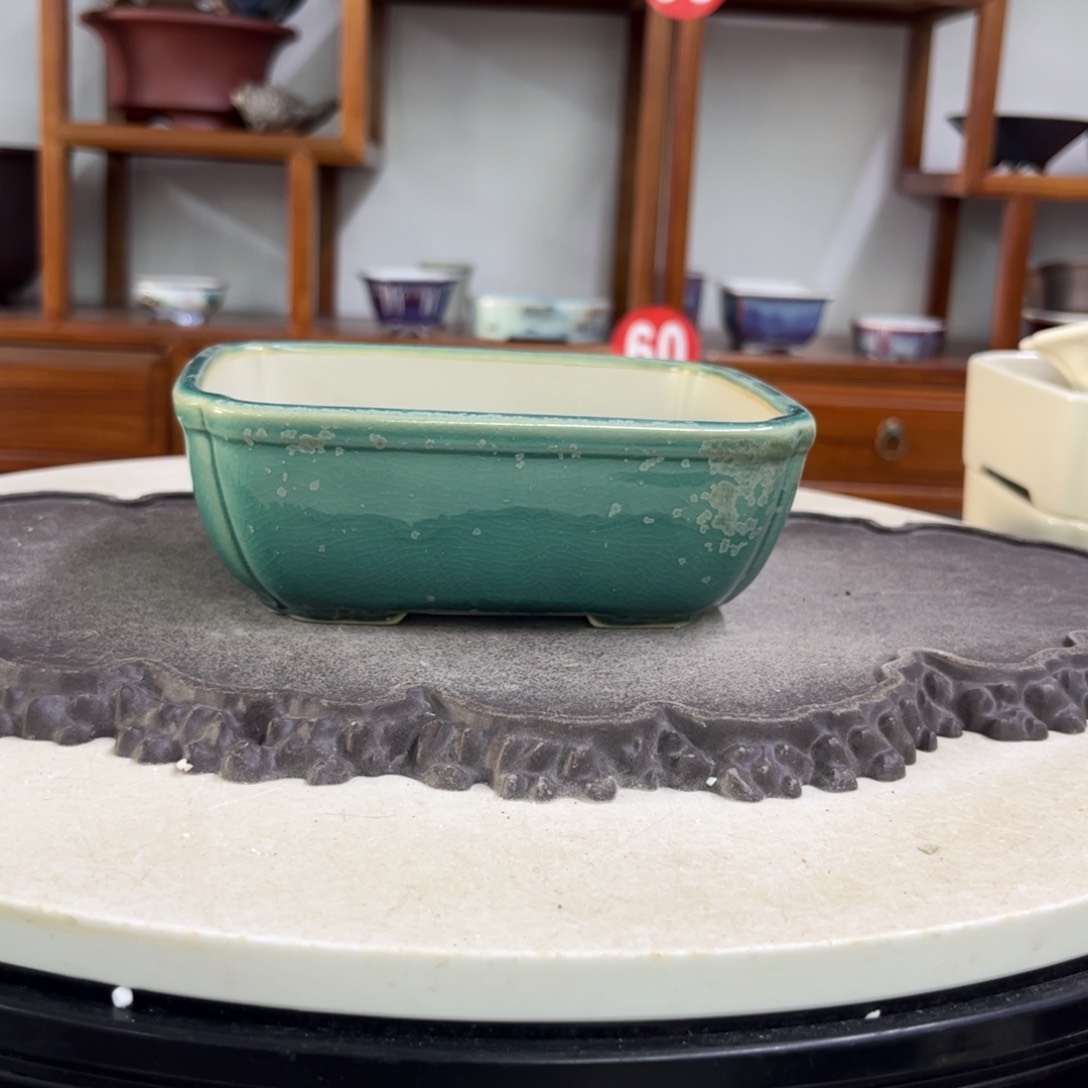 紫砂花盆瑕疵6-16-13。。。