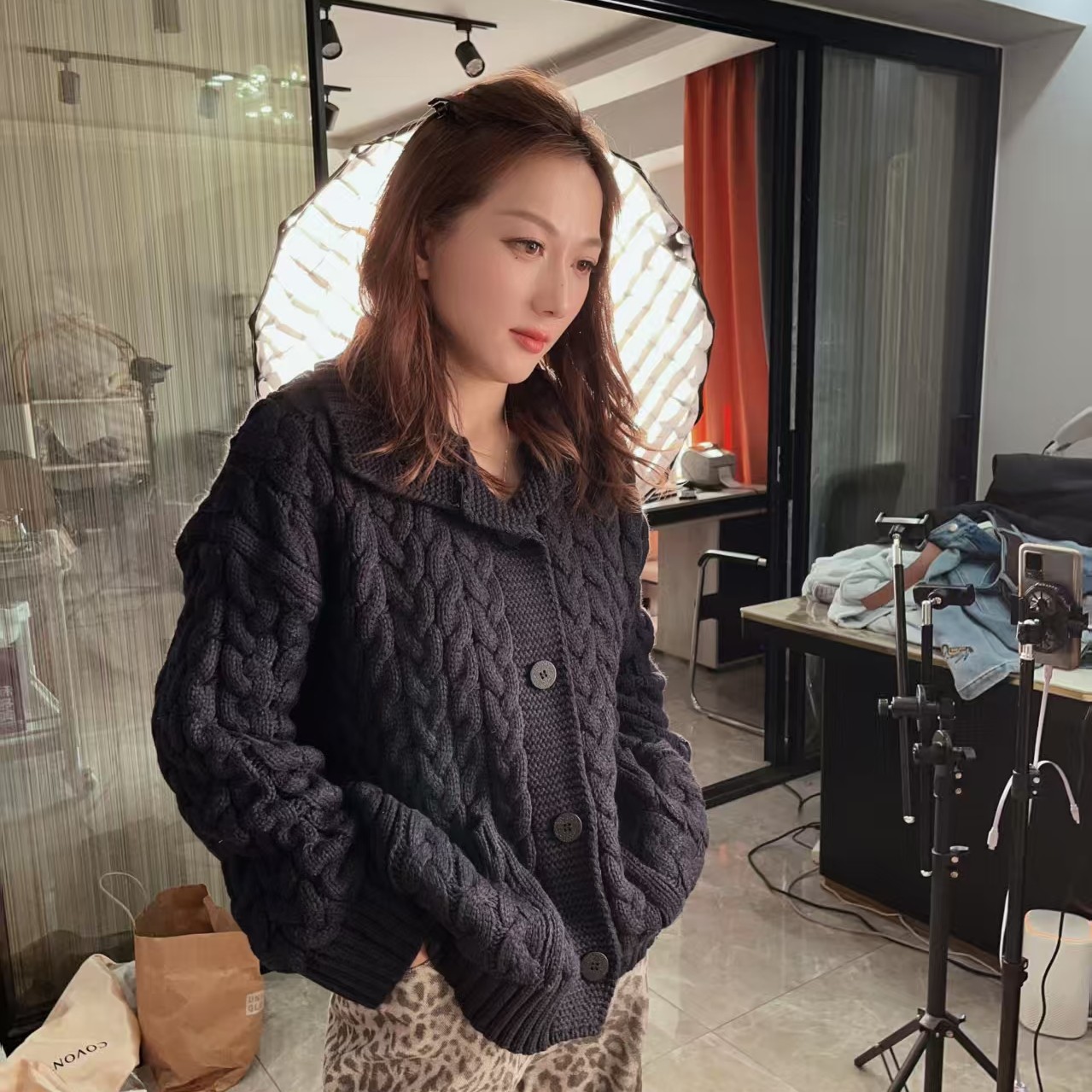 ML{冰川呼吸}韩系烟雾蓝麻花针织半高领排扣毛衣