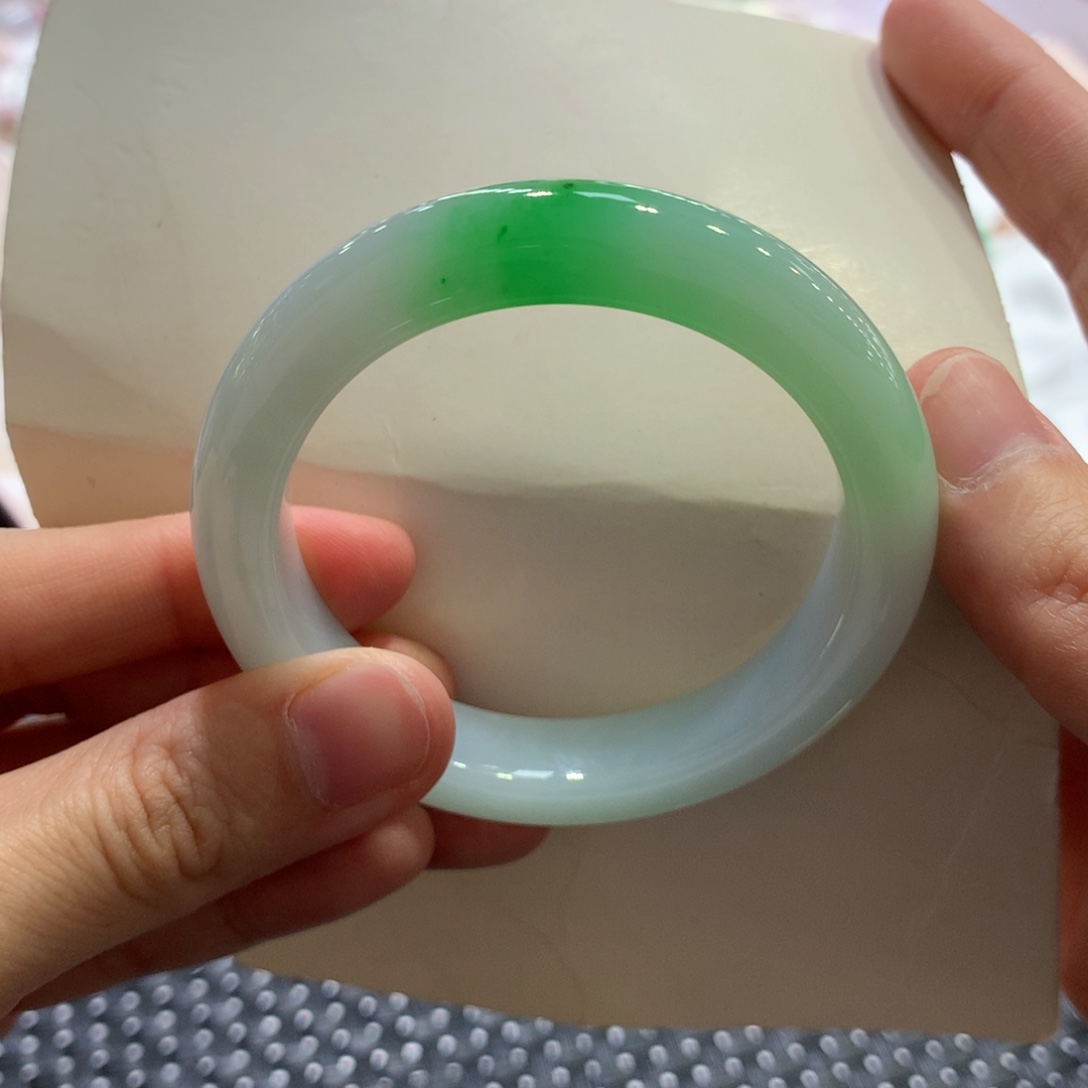 翡翠未镶嵌手镯闪购 1