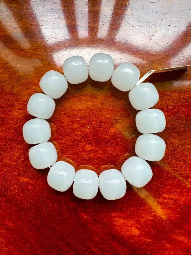 YS0049瑰宝级老田家玉手串（无礼盒）