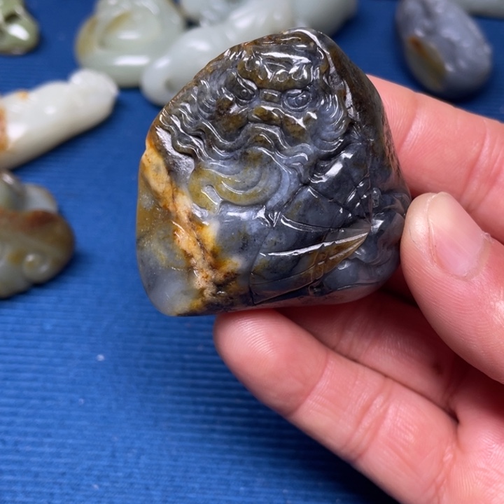 颈饰未镶嵌和田玉青***媚