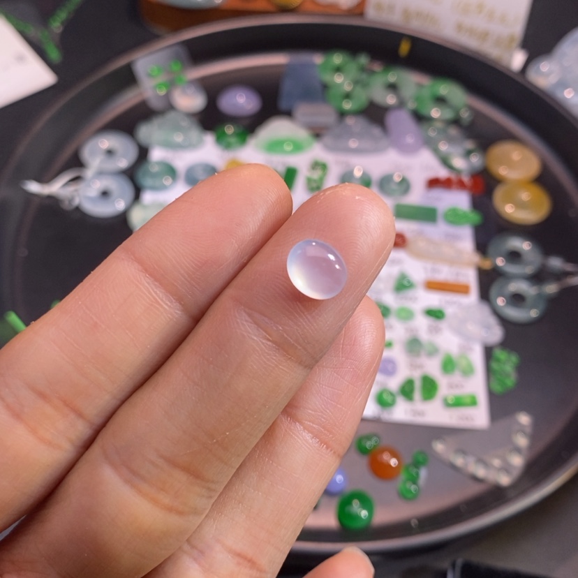 【闪购商品】翡翠挂件未镶嵌蛋