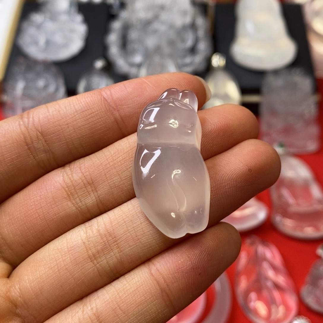 石英质玉未镶嵌吊坠