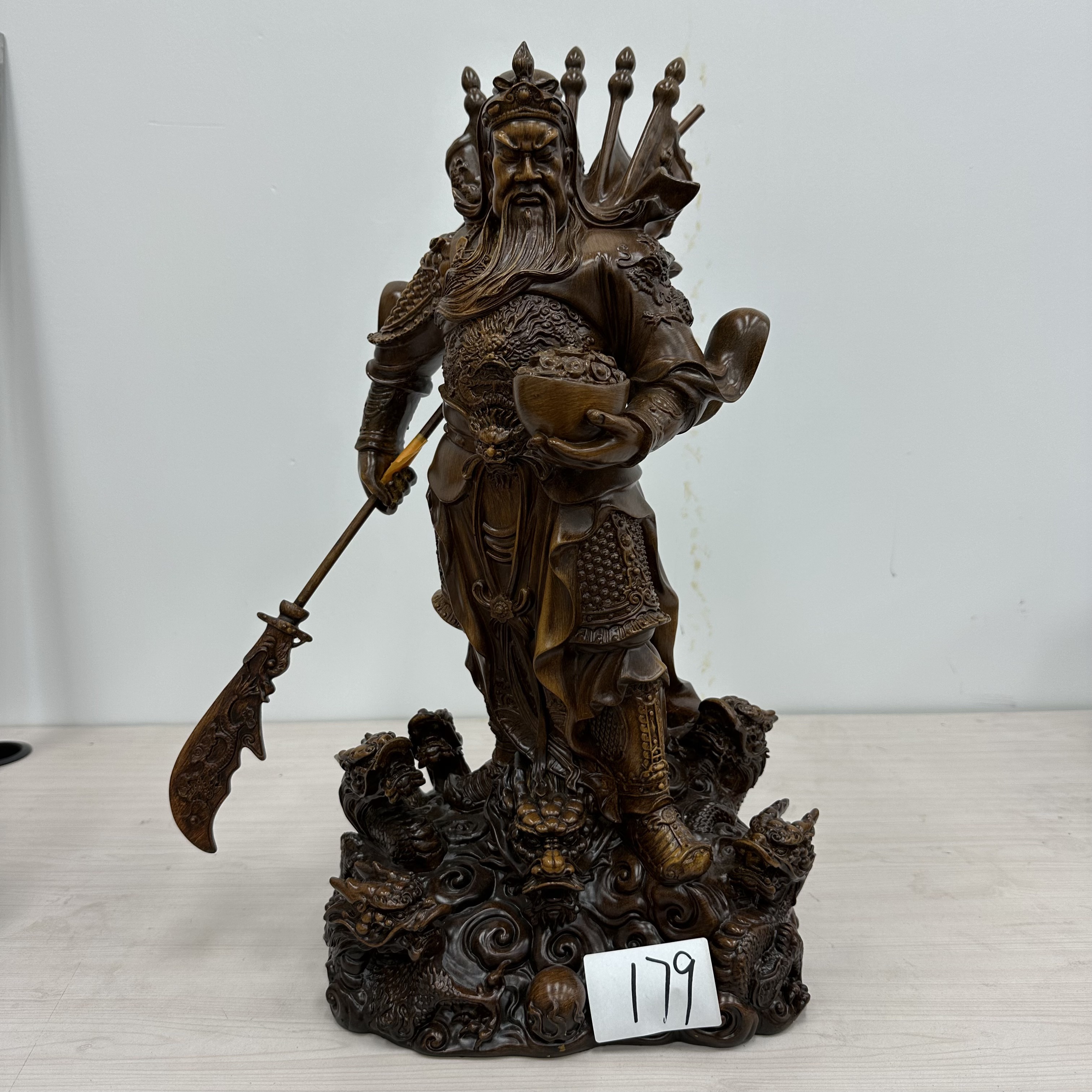 179【托宝提刀关公】长26宽20高50cm（孤品竞拍摆件 介意微瑕勿拍）