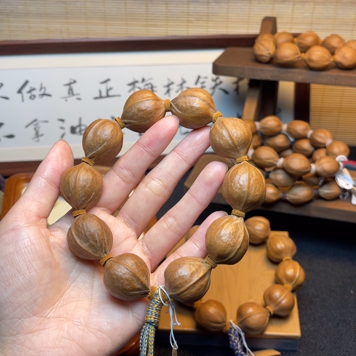 K***k手串/手链橄榄核21.5 26精品梅林铁核