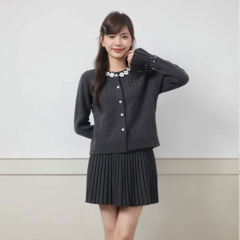 【SZ】大码女装2025冬季时尚花朵装饰针织套装胖妹妹气质减龄两件套