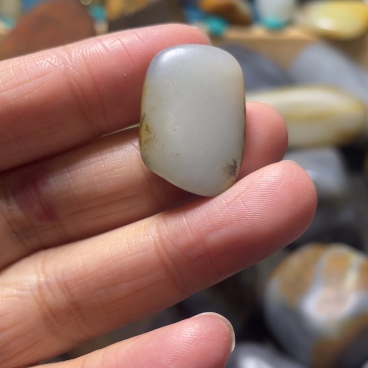 a***n和田玉未镶嵌颈饰