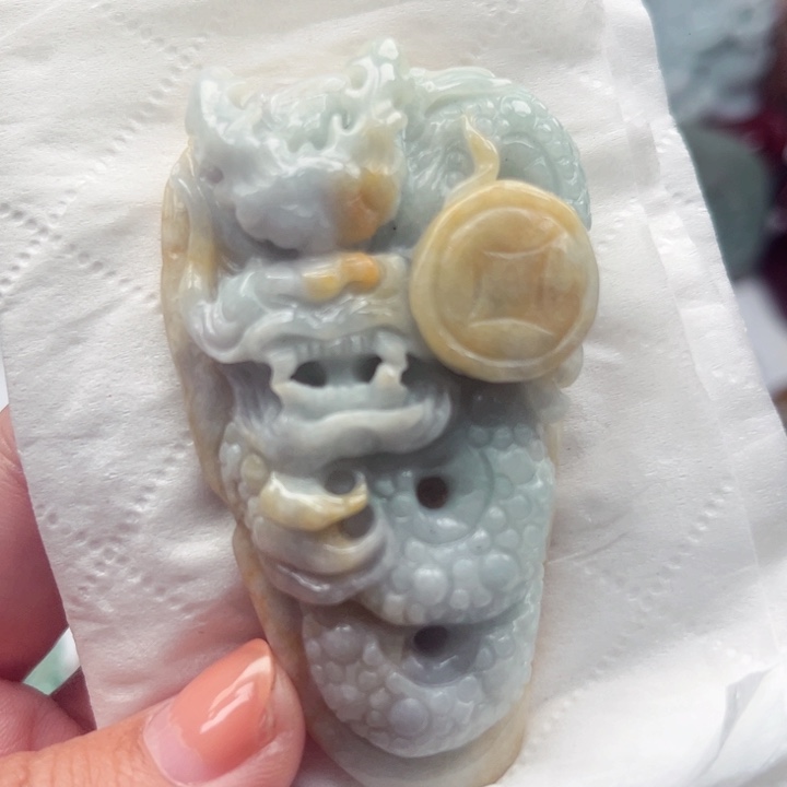 翡翠未镶嵌颈饰挂件