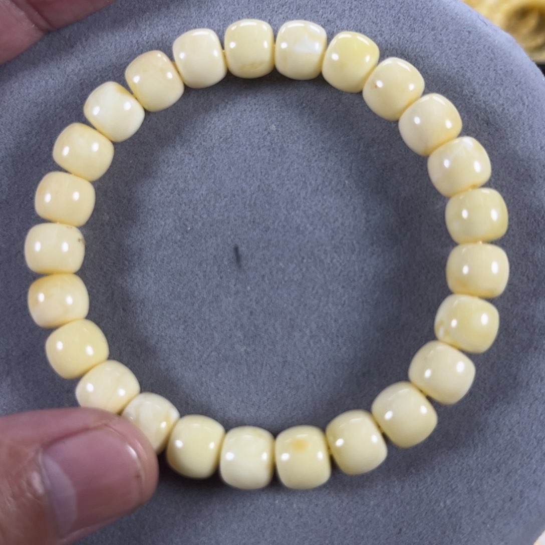 蜜蜡手串未镶嵌纯天然俄料白蜡