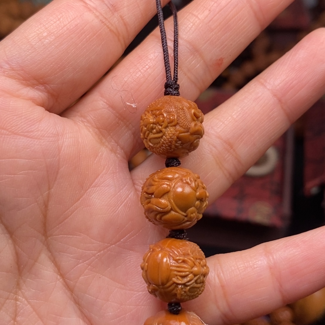 清****橄榄核吊坠橄榄核雕刻手串
