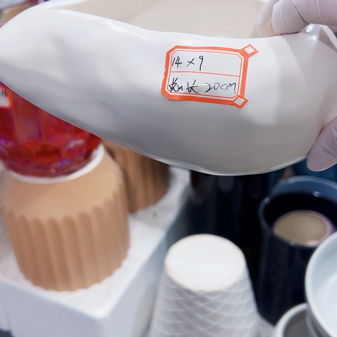 有孔，外贸尾单陶瓷花盆凑单10米包邮