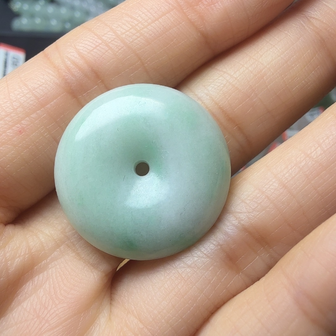 翡翠未镶嵌颈饰天然缅甸翡翠A货