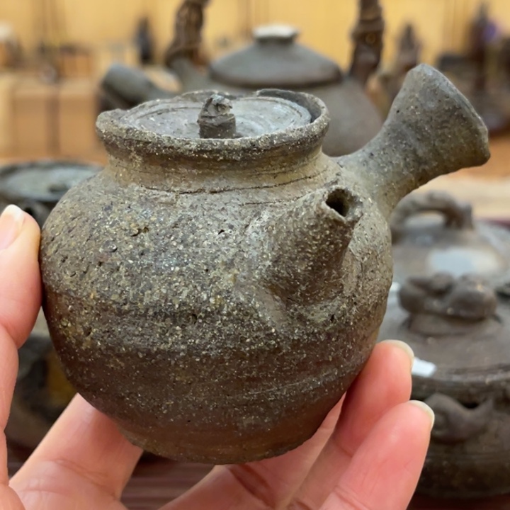 小****备前烧作品行山侧把有伤有涂胶